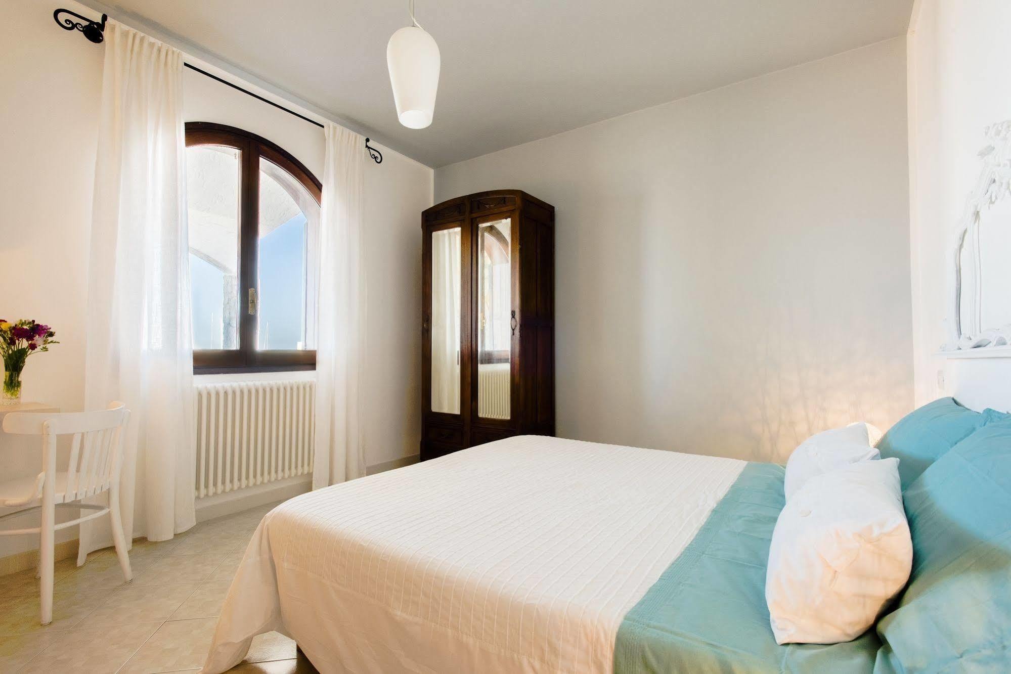 B&B Sa Cruxitta ปอร์โตสกูโซ ภายนอก รูปภาพ